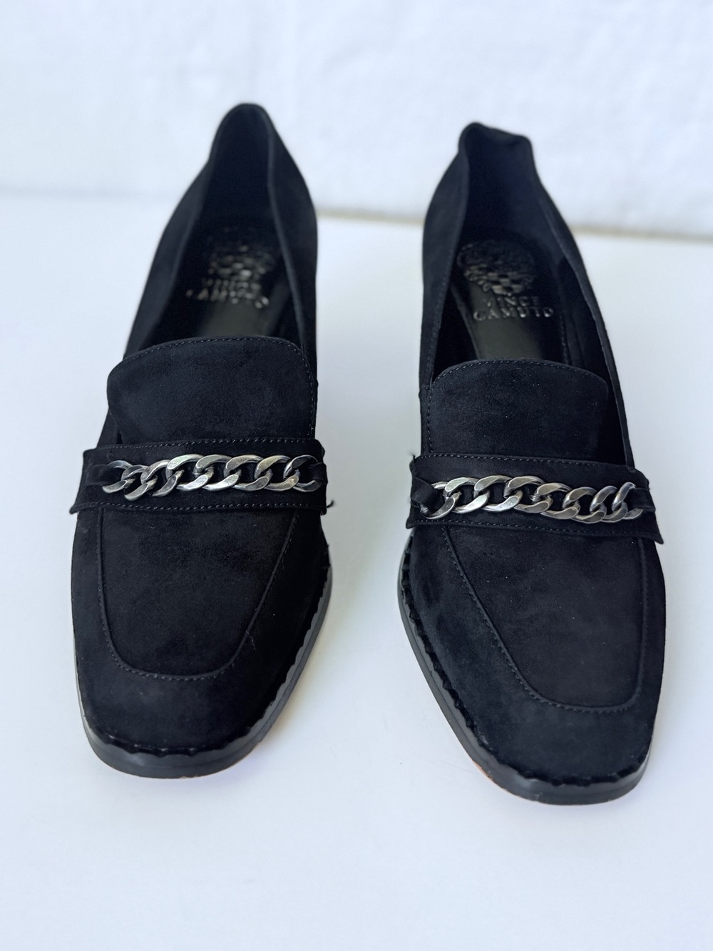 Vince Camuto Chain Detail Block Heel Size 8.5 Black Suede Used